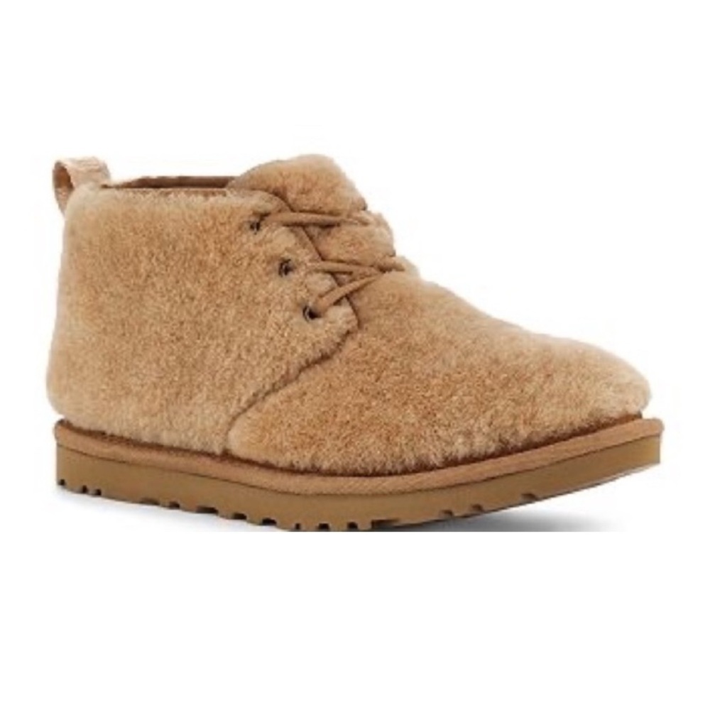 NWOB UGG Women’s Neumel Cozy Chestnut Sheepskin Lace-up Ankle Boots - Size 7
